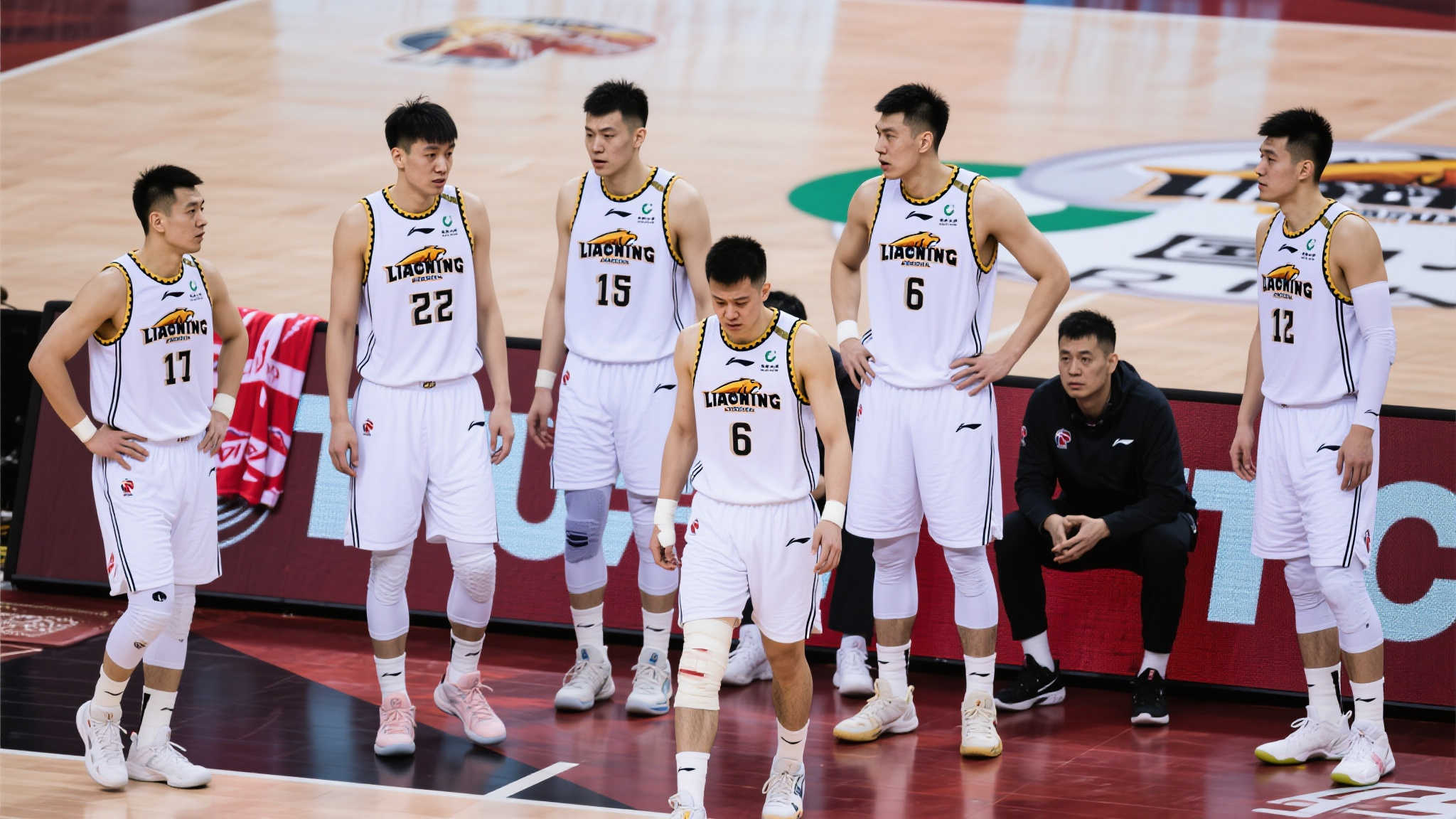 球方面的策 球方面的策